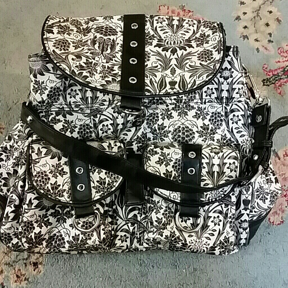 Gigi Hill backpack converts to purse